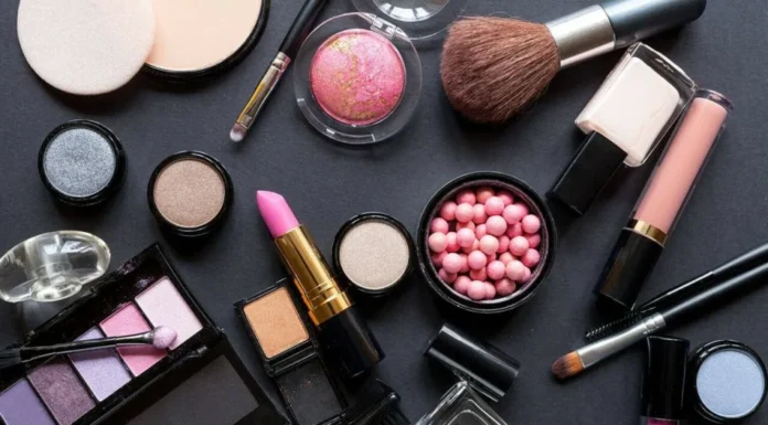 Все, что нужно знать о профессиональной косметике для ухода и красоты Все, что нужно знать о профессиональной косметике для ухода и красоты